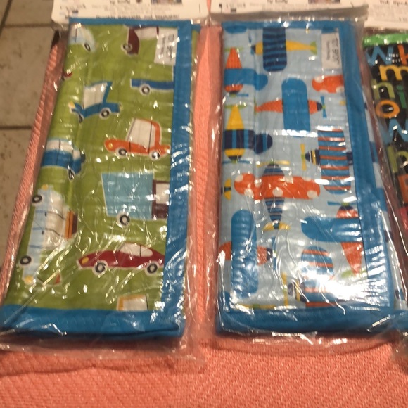 ⬇️⭐️ Tot Spot Washable and Reusable Children’s Placemats - UNISEX - Picture 11 of 12